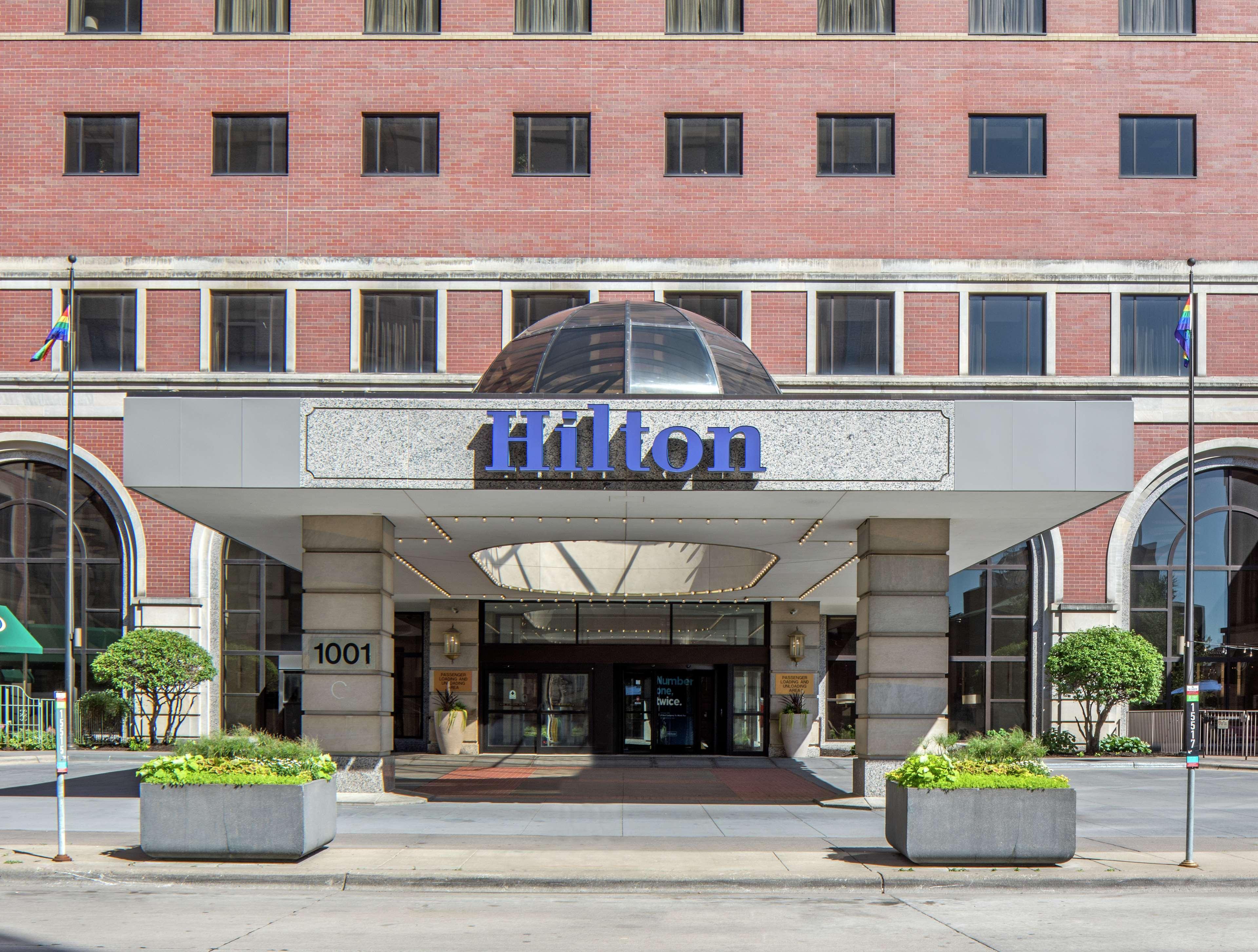 Hilton Minneapolis Exteriér fotografie